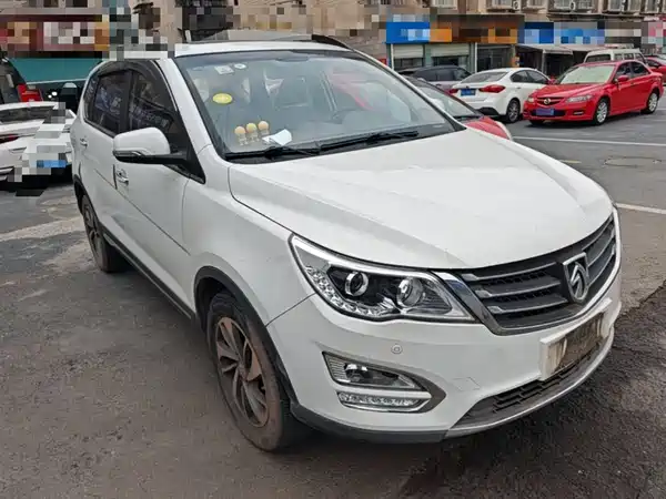 Baojun 560 2016