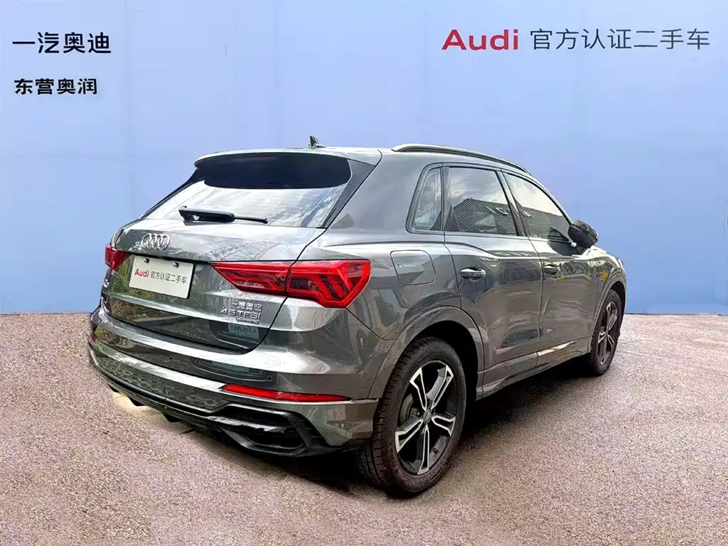 Audi Q3 2021 — фото 9