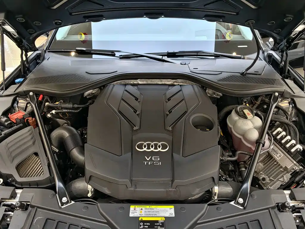 Audi A8 2020 — фото 17