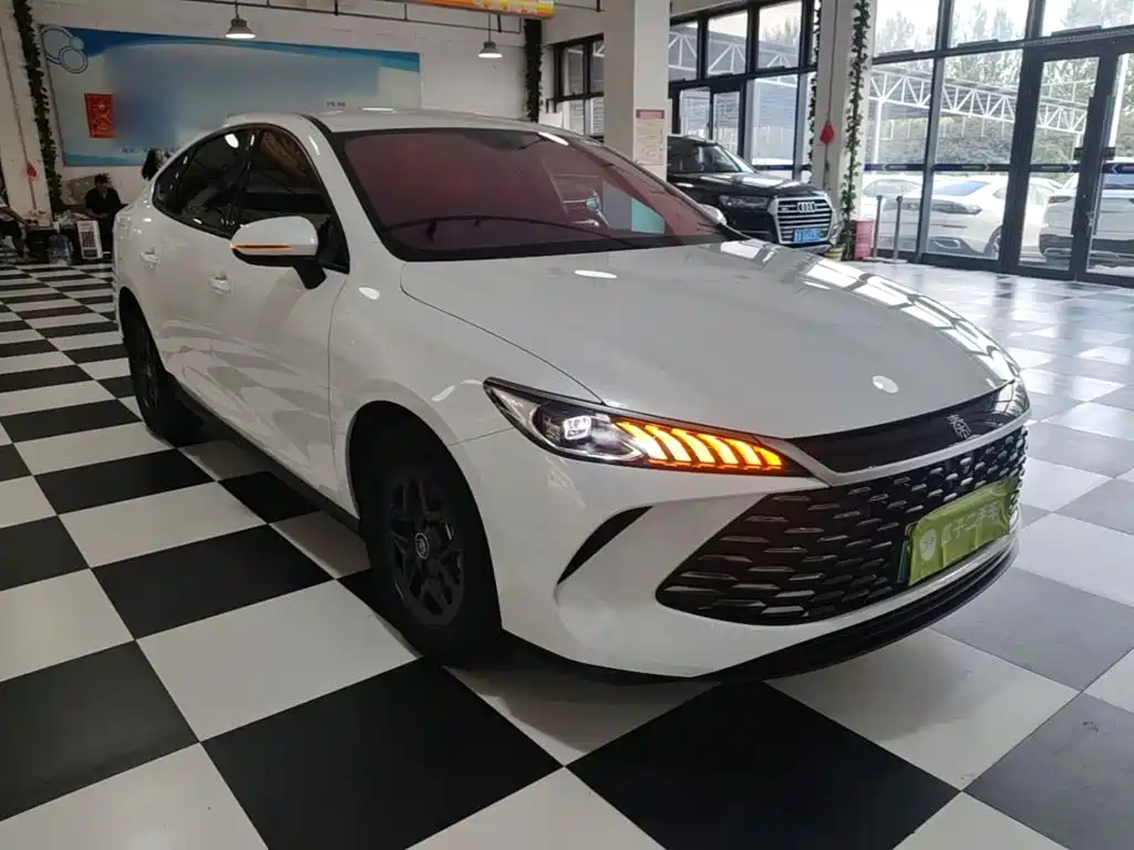 BYD Qin PLUS 2025 — фото 4