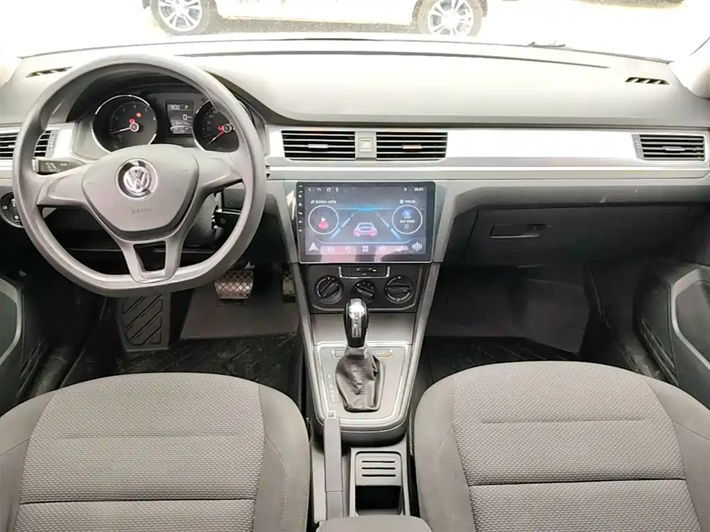 Volkswagen Bora 2018 — фото 10