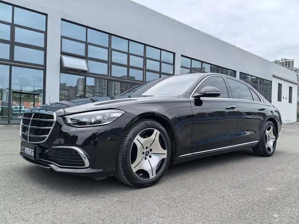 Mercedes-Benz S-Class 2023