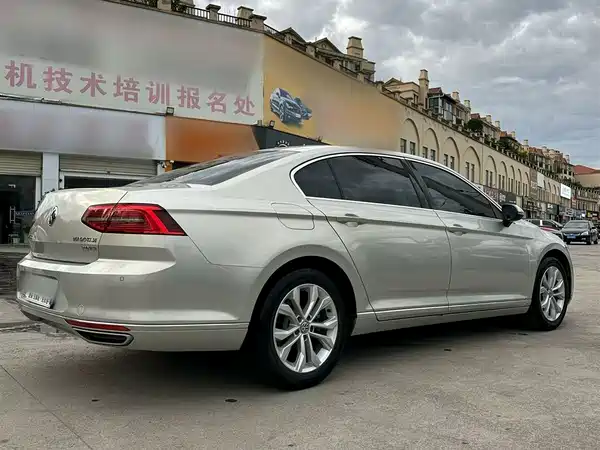 Volkswagen Magotan 2017