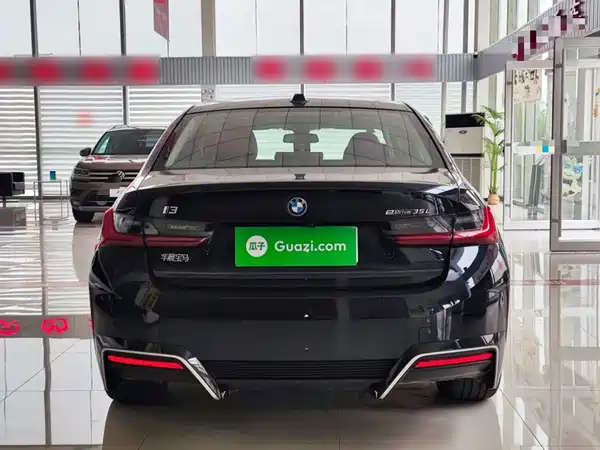 BMW i3 2025