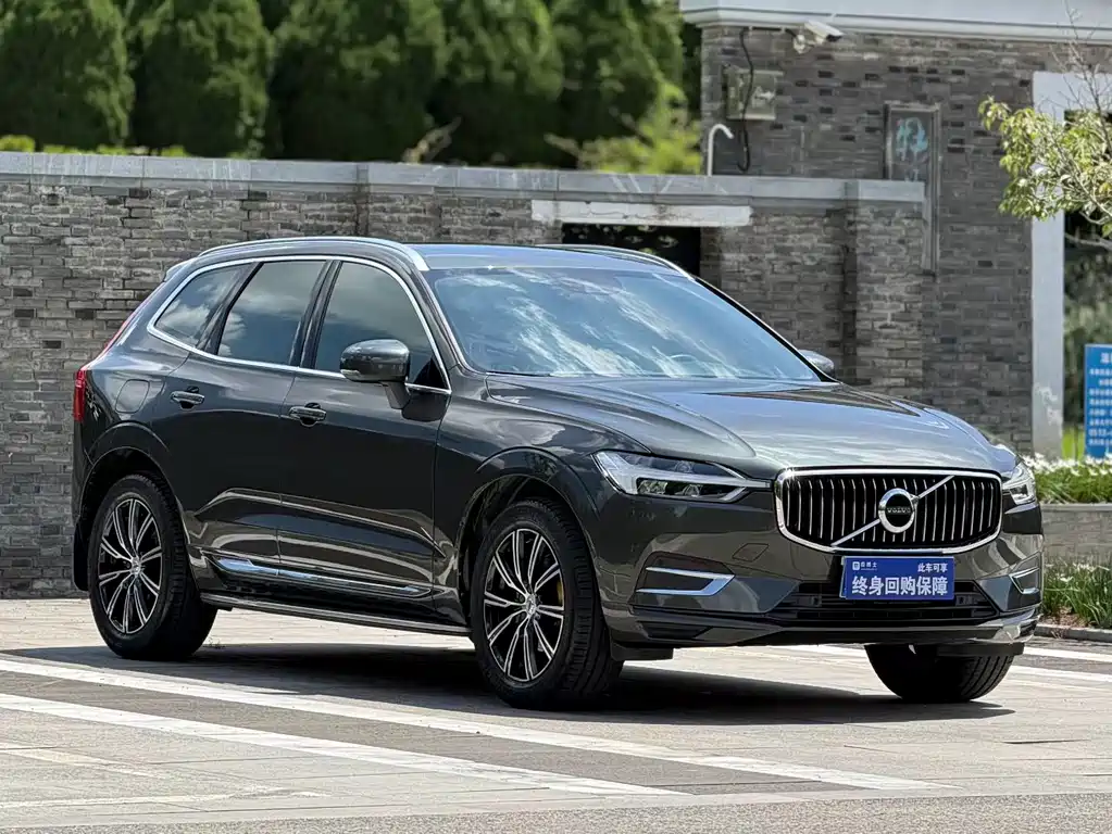 Volvo XC60 2020 — фото 2