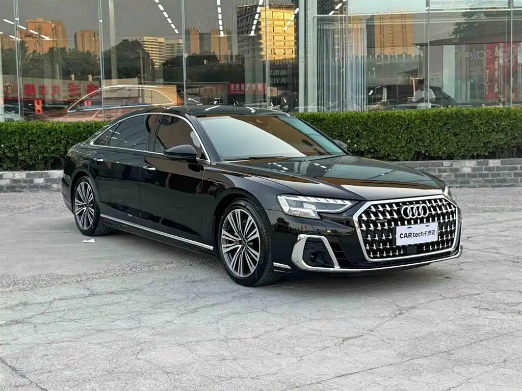 Audi A8 2025 — фото 2