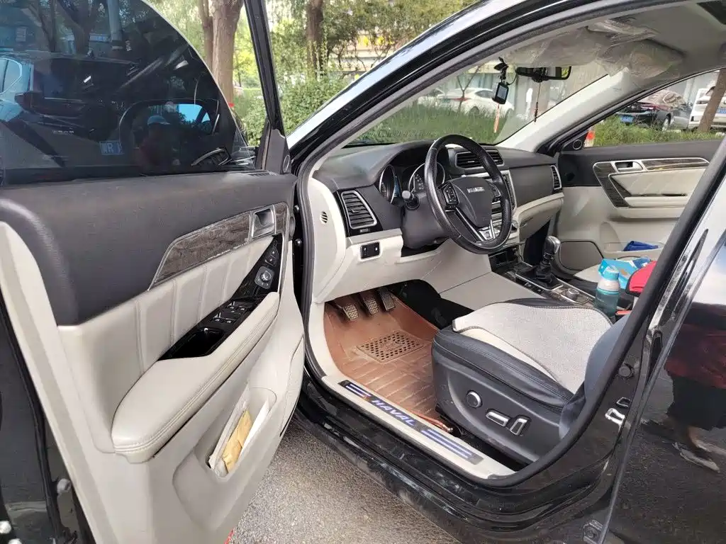 Haval H6 Coupe 2015 — фото 14