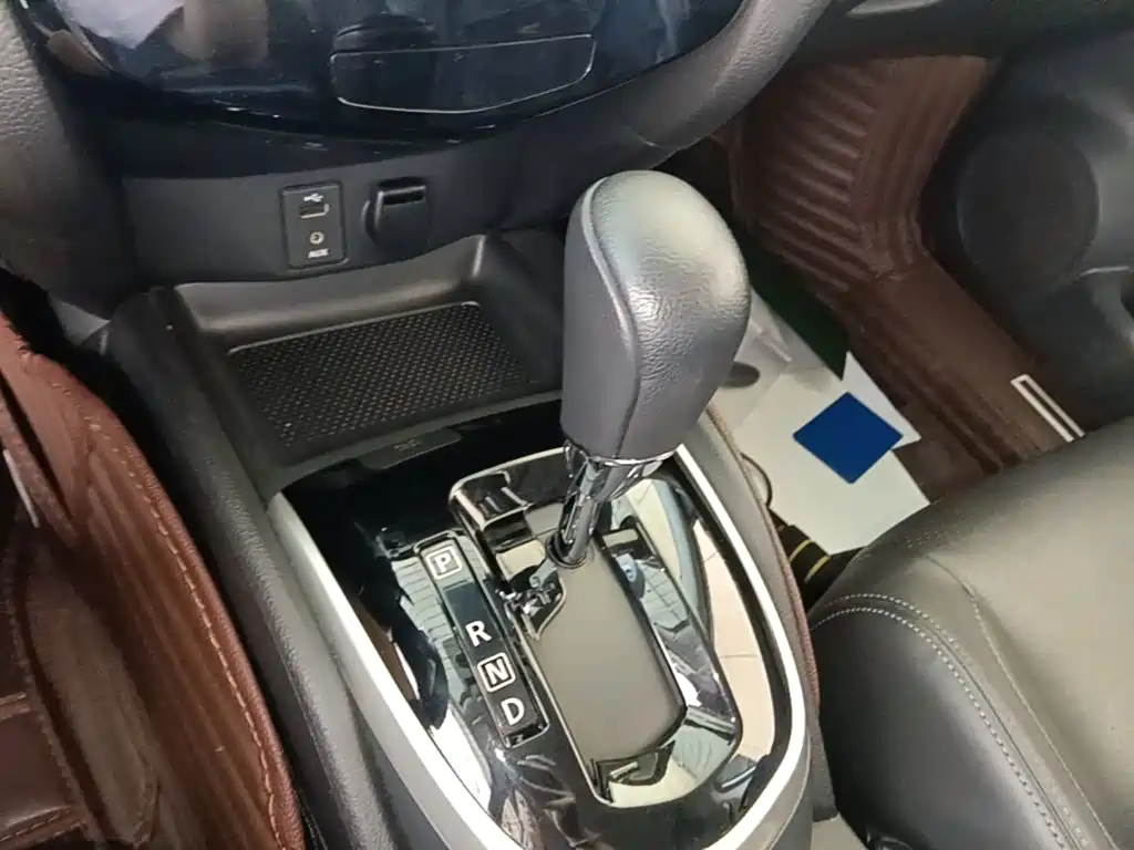 Nissan Qashqai 2017 — фото 14