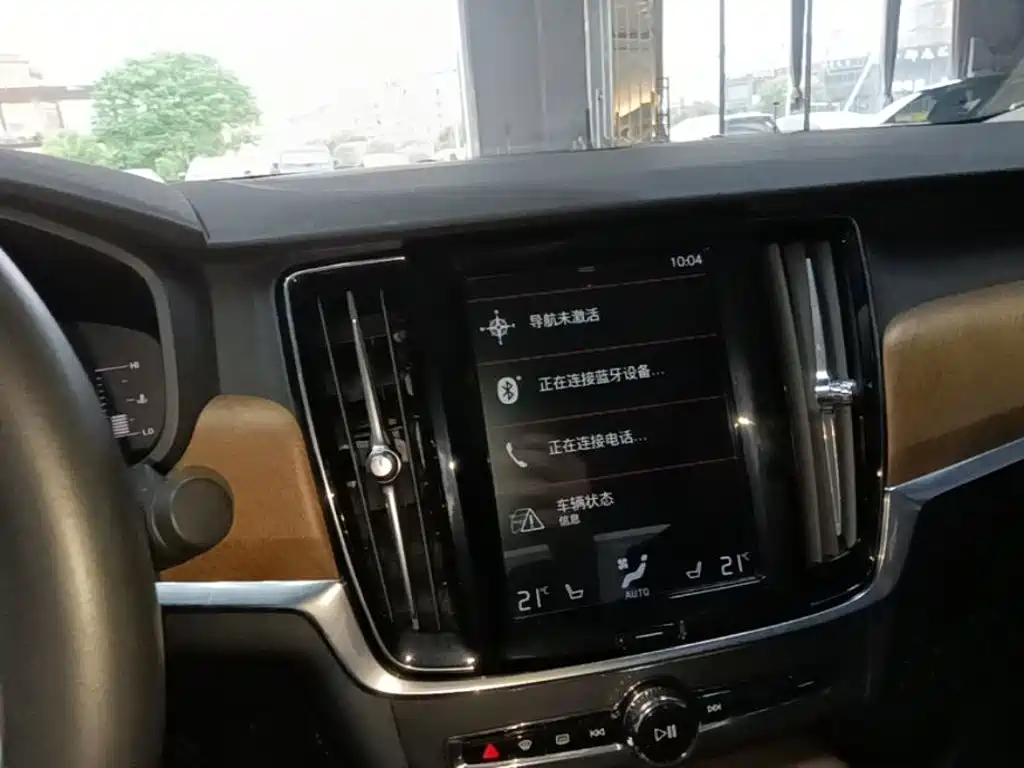 Volvo S90 2018 — фото 13