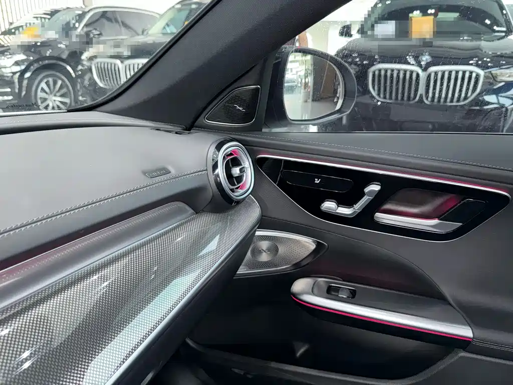 Mercedes-Benz C-Class 2021