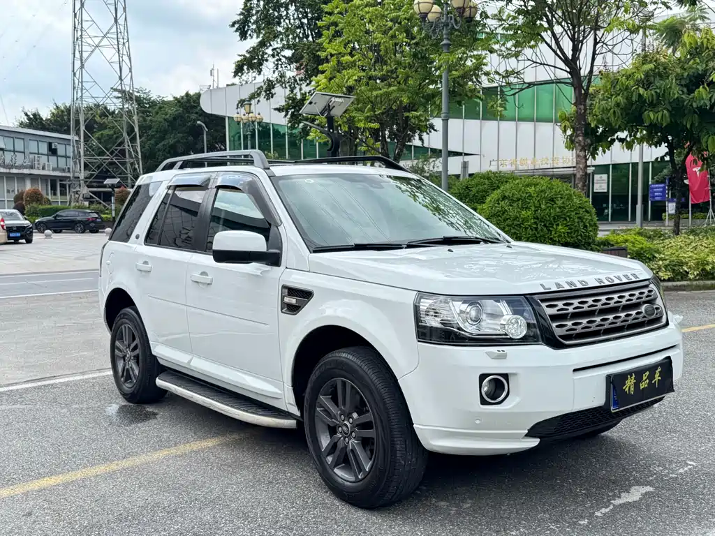 Land Rover Freelander 2 2014 — фото 3