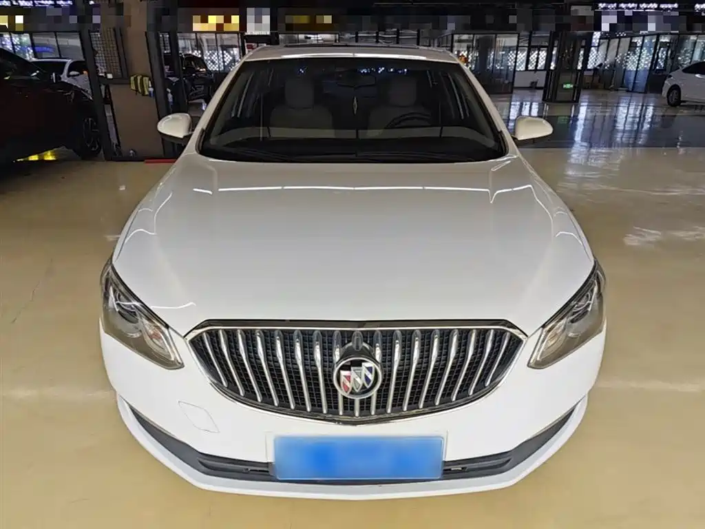 Buick Excelle 2016 — фото 3