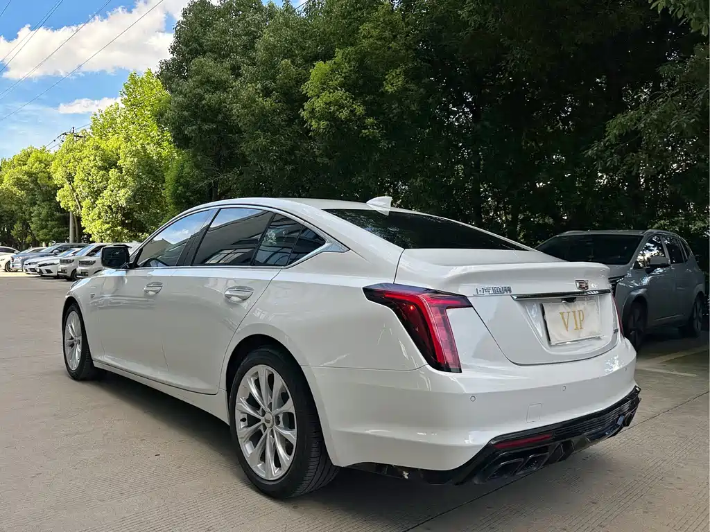Cadillac CT5 2023 — фото 13