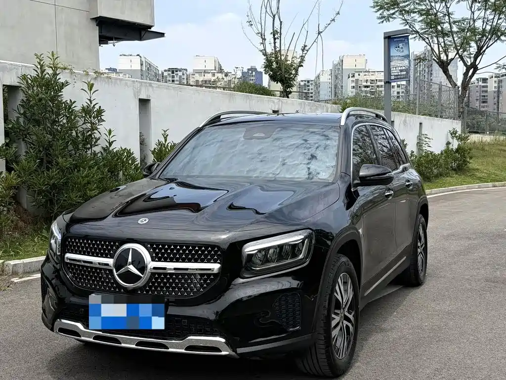 Mercedes-Benz GLB 2025