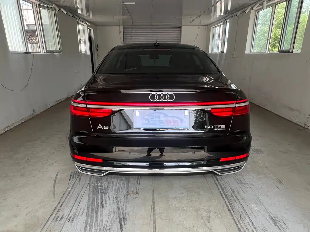 Audi A8 2020 — фото 33