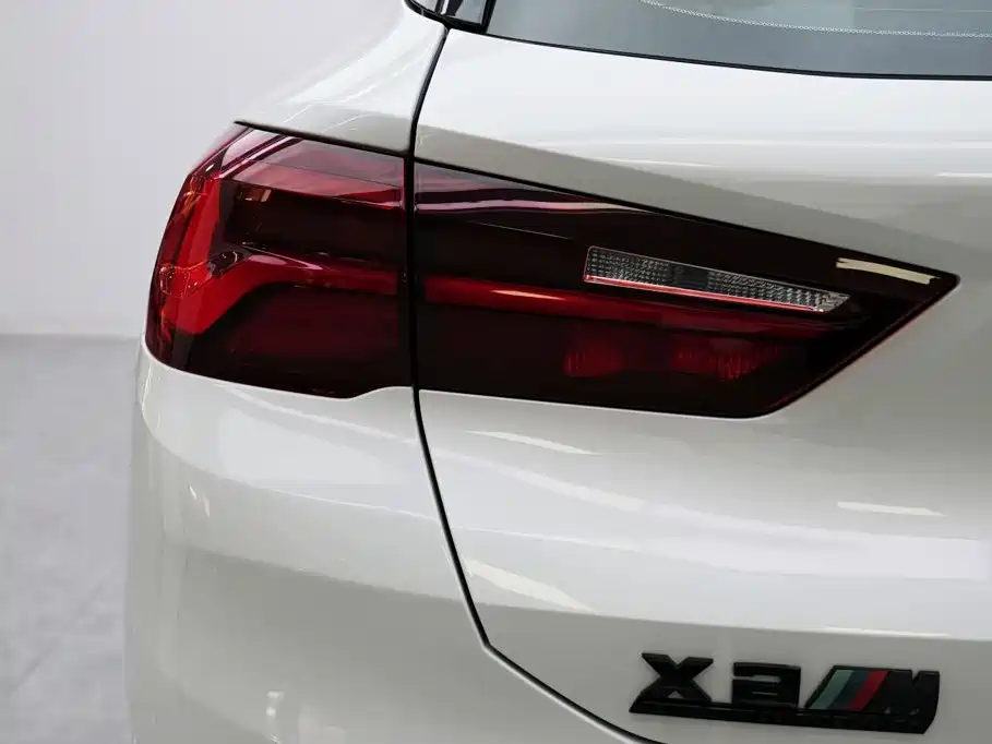 BMW X2 2022 — фото 5