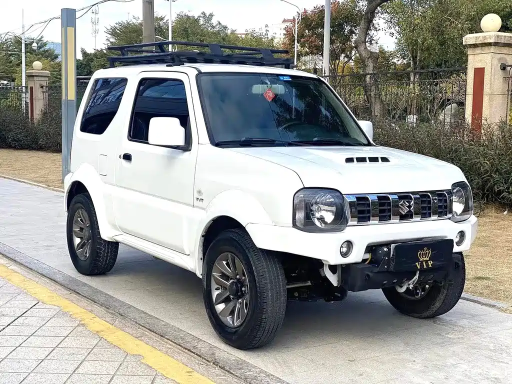 Suzuki Jimny 2017 — фото 2