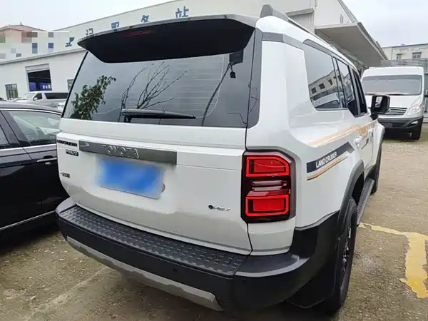 Toyota Prado 2024