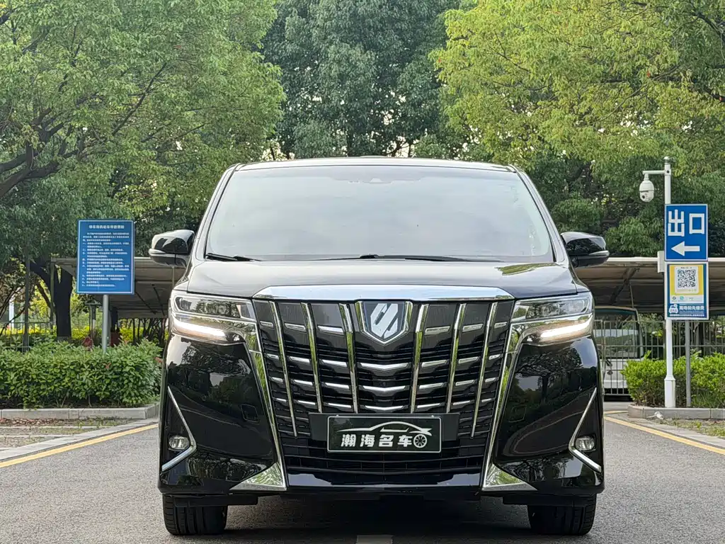 Toyota Alphard 2021 — фото 2