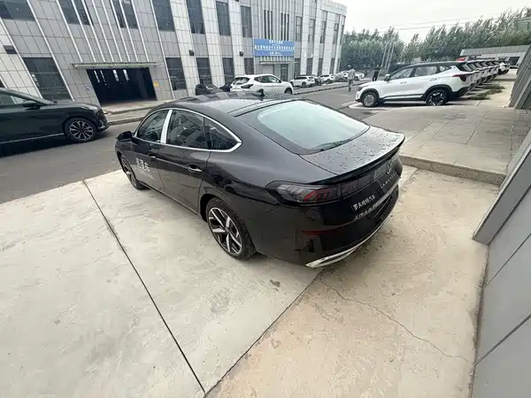 Volkswagen Lamando 2025