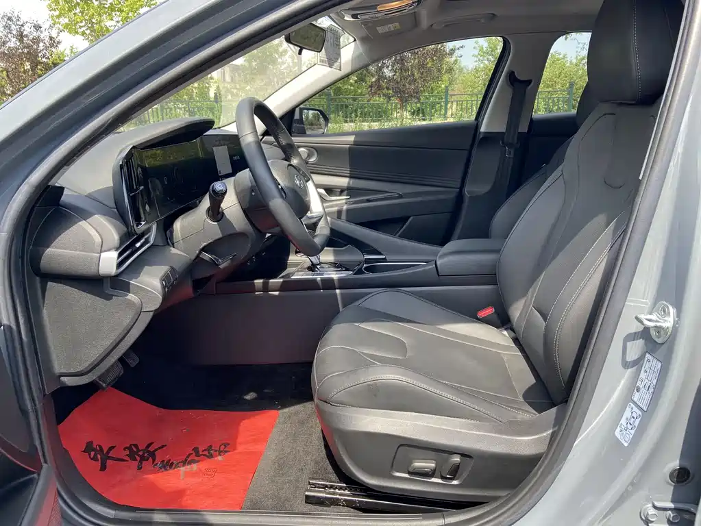 Hyundai Elantra 2021