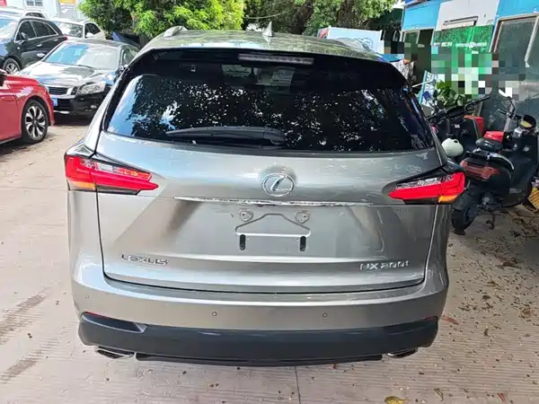 Lexus NX 2015