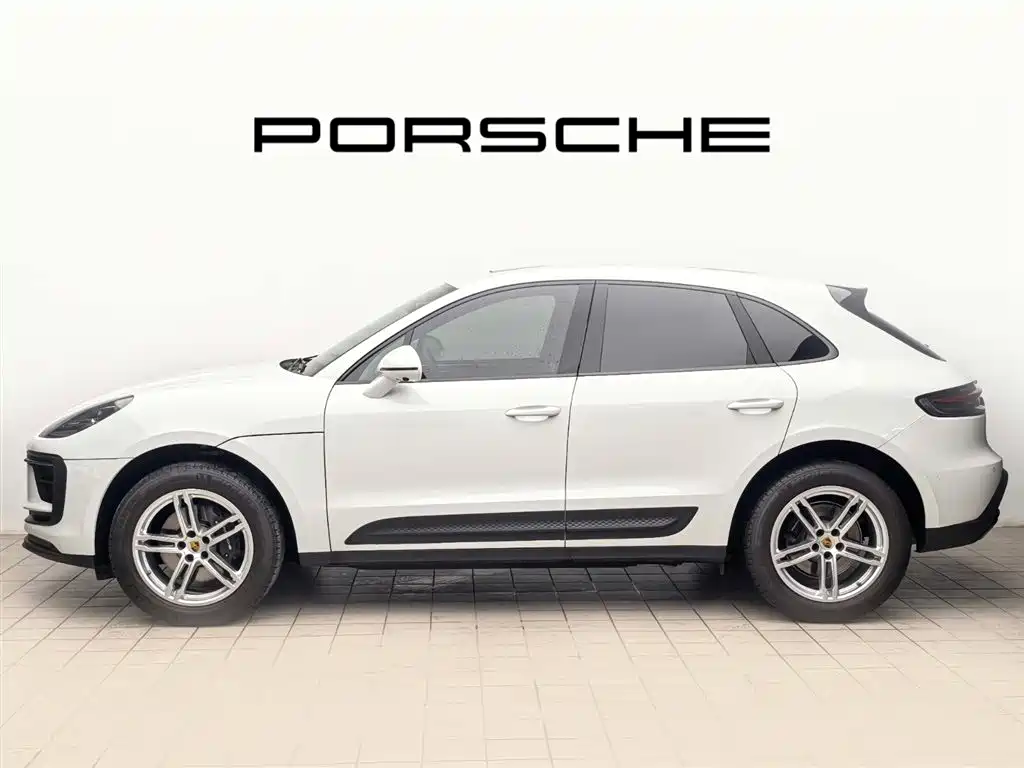 Porsche Macan 2024