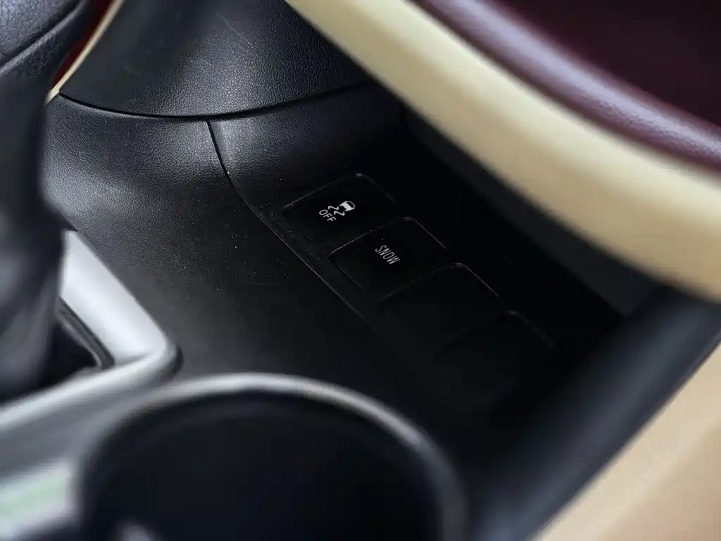 Toyota Highlander 2015 — фото 19