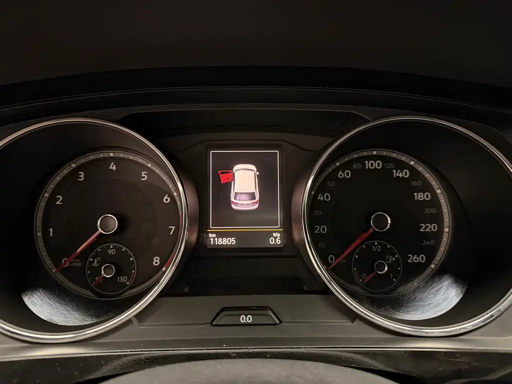 Volkswagen Tiguan L 2018 — фото 13