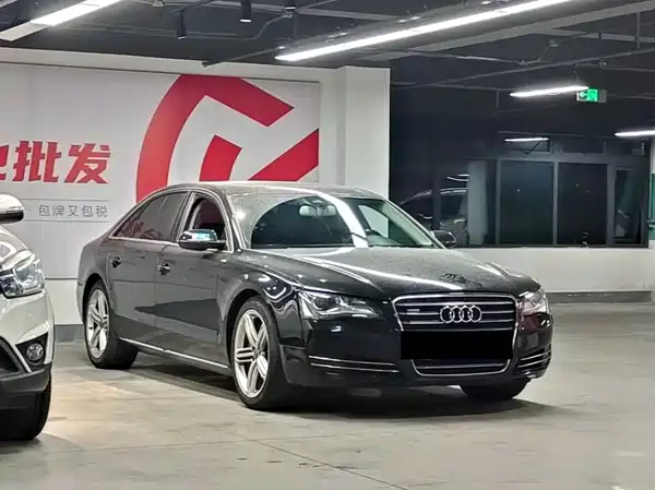 Audi A8 2012