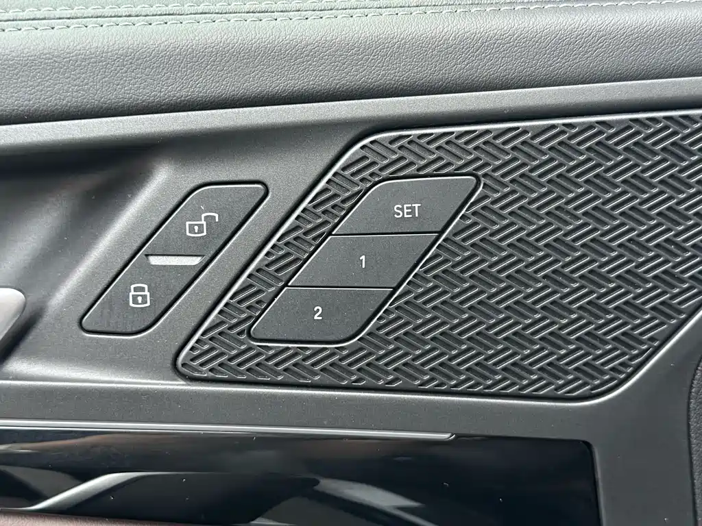 BMW X1 2023 — фото 16