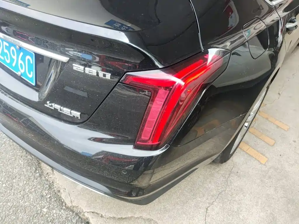 Cadillac CT5 2024 — фото 8