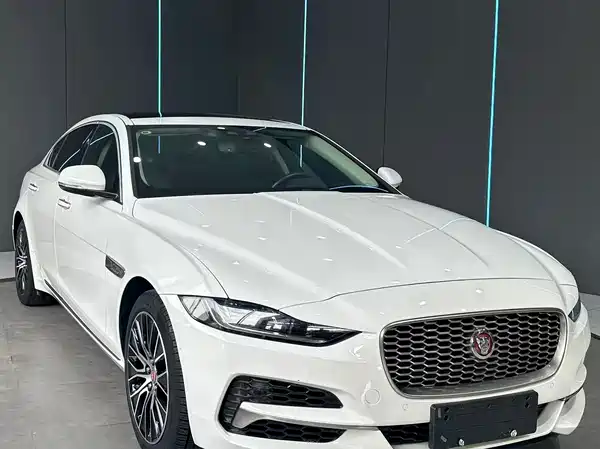 Jaguar XEL 2022
