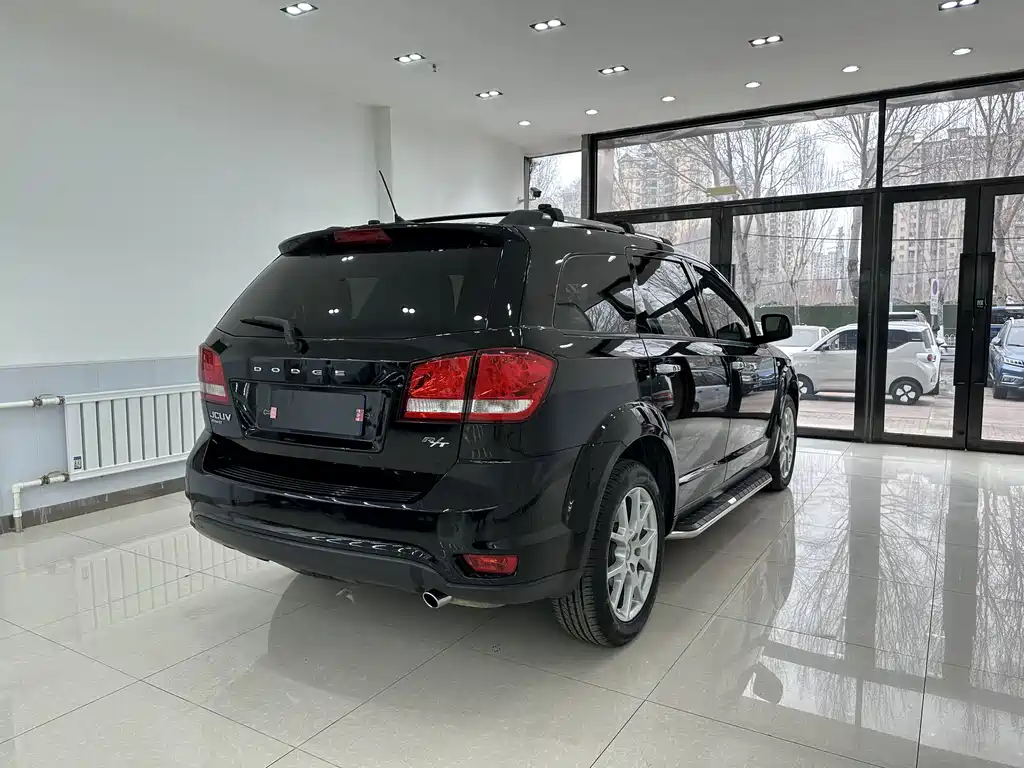 Dodge Journey 2016 — фото 30