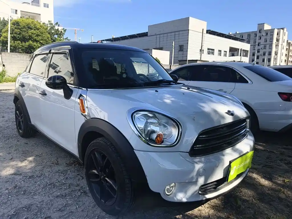 MINI Countryman 2016
