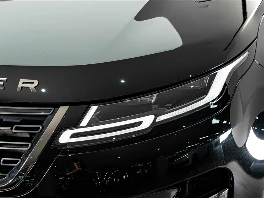 Land Rover Range Rover Evoque 2025 — фото 4