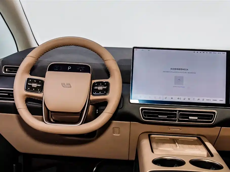 Li Auto Li MEGA 2025