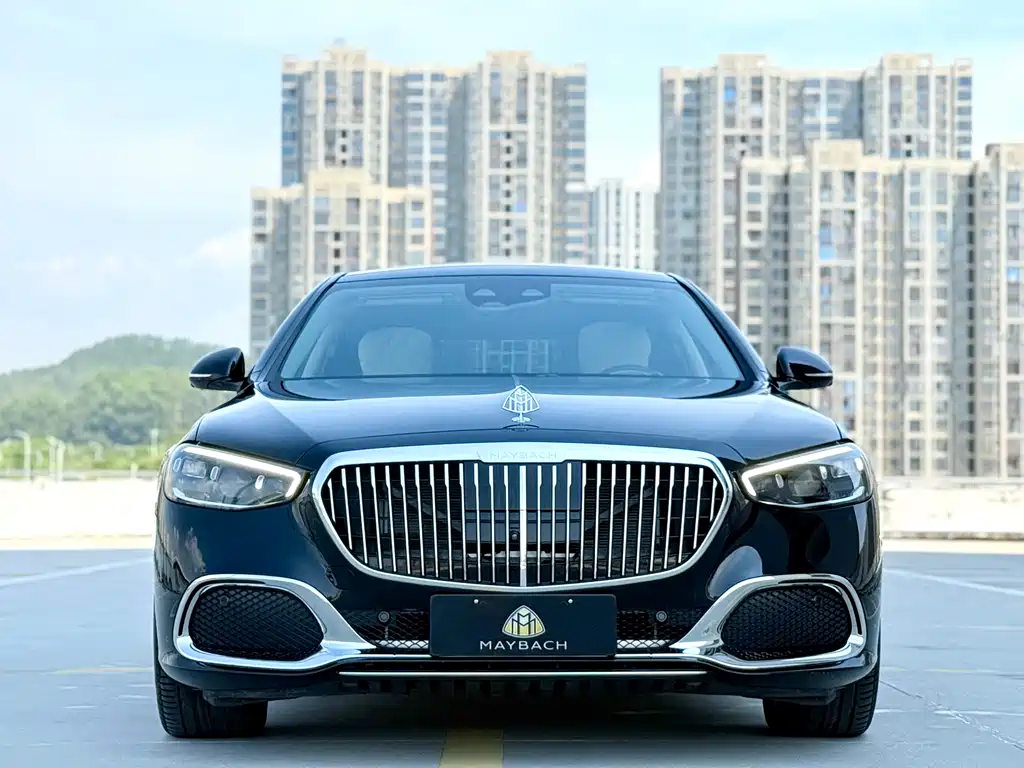 Mercedes-Benz S-Class 2025