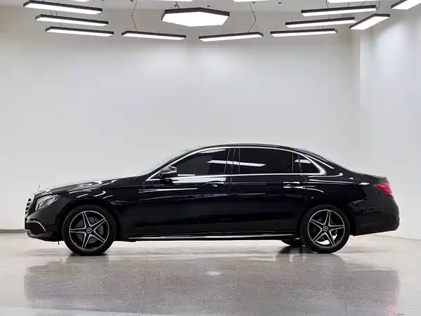 Mercedes-Benz E-Class 2020