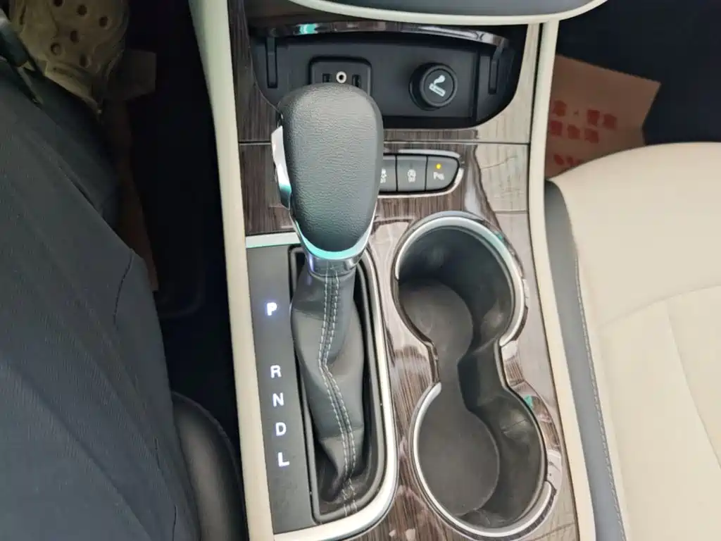 Buick Verano 2018 — фото 14