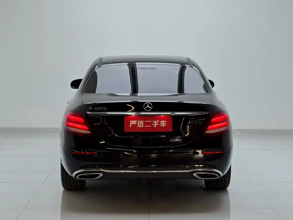 Mercedes-Benz E-Class 2019 — фото 17