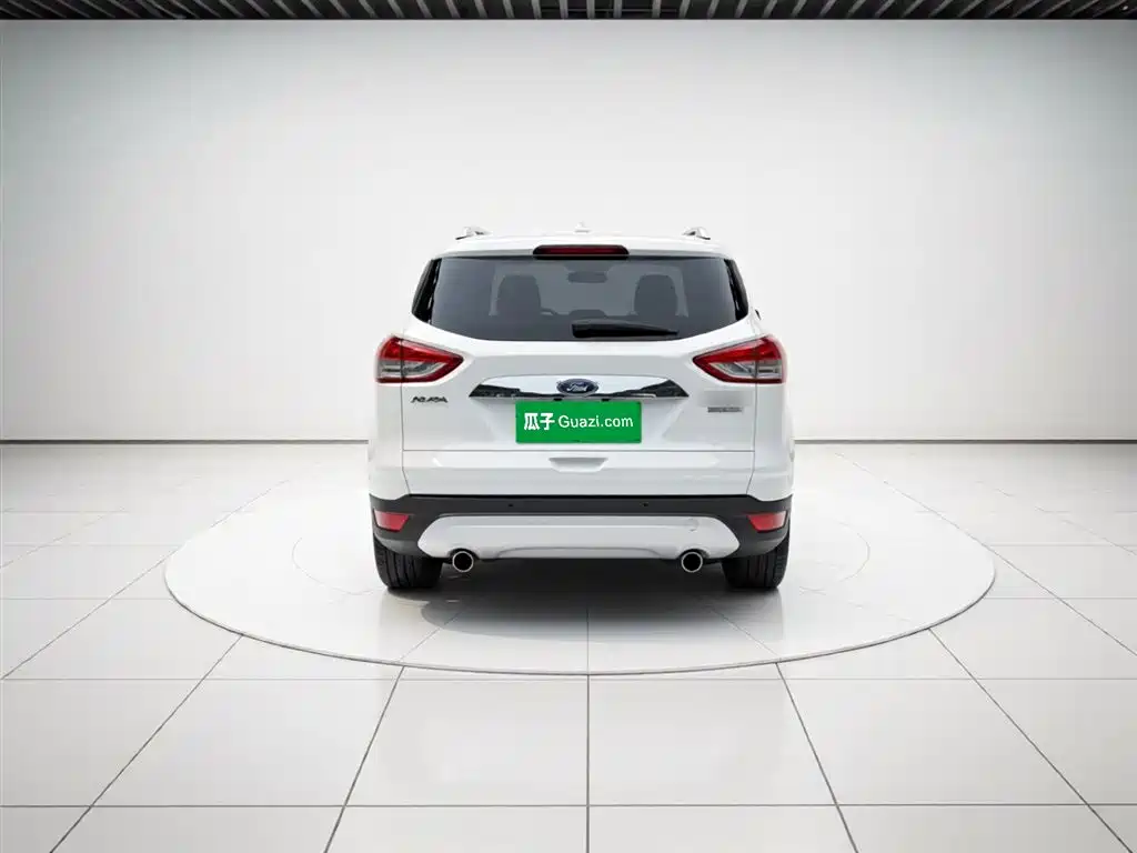 Ford Kuga 2015 — фото 3