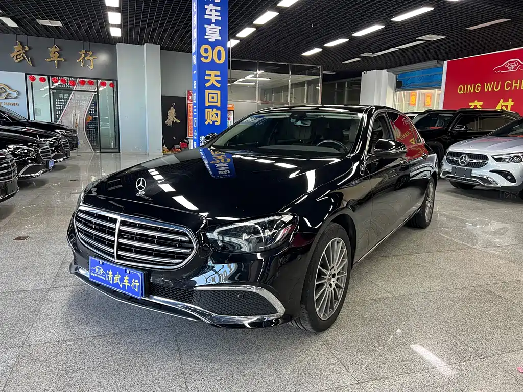 Mercedes-Benz E-Class 2023 — фото 1