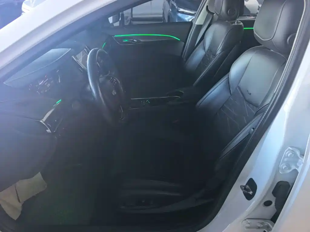 Cadillac ATS-L 2019 — фото 15