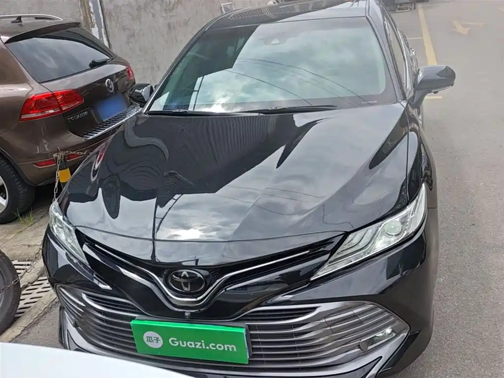 Toyota Camry 2018 — фото 3