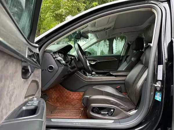 Audi A8 2019