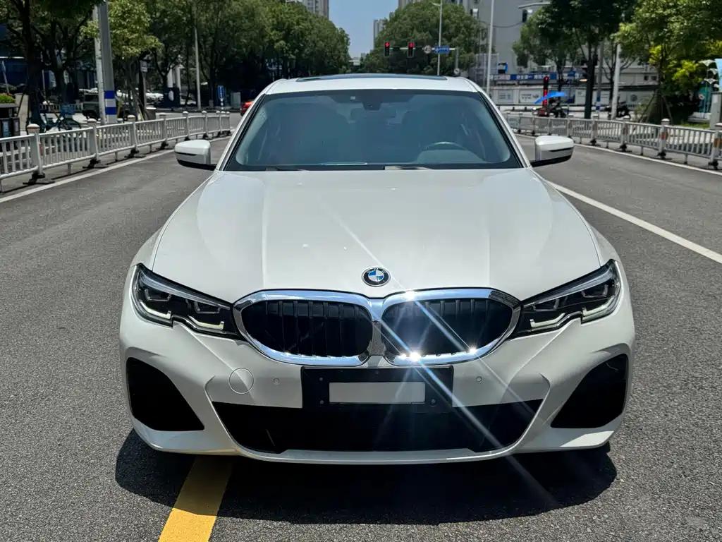 BMW 3 Series 2020