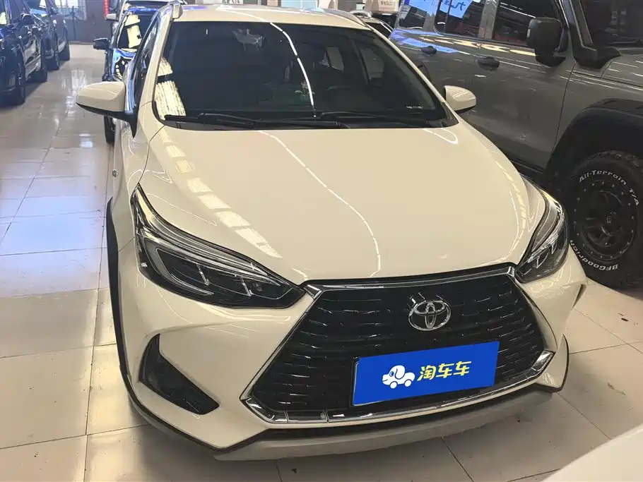 Toyota Yaris L 2021 — фото 2
