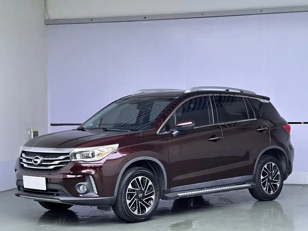 GAC Trumpchi GS4 2015 — фото 1