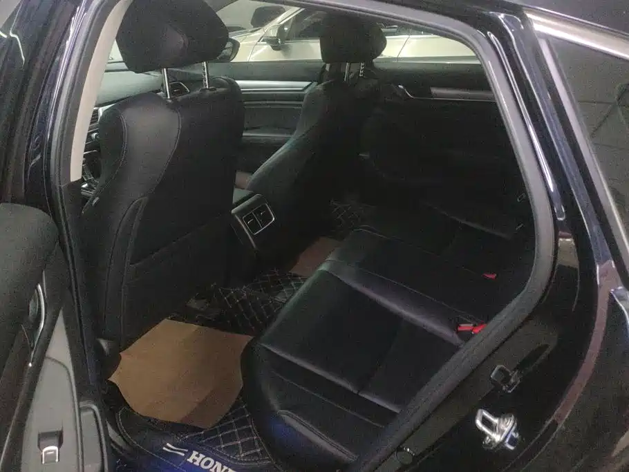 Honda Accord 2021 — фото 11
